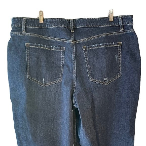 Lane Bryant Low-rise Boyfriend Jeans with Flex Magic Waistband, size 18 - Picture 6 of 8